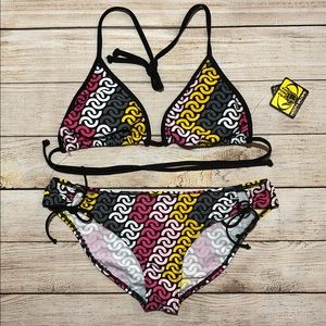NWT Body Glove string bikini